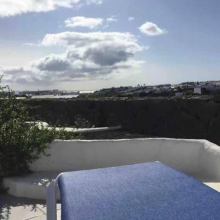 Sea View Loft Apartment *